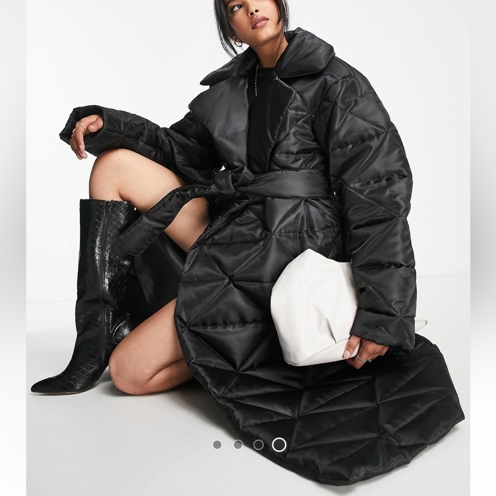Oversized ASOS DESIGN nylon quilted maxi puffer coat in black - Picture 6 of 10